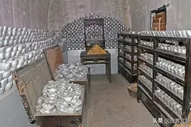 张家界发现一神秘山洞，挖出金银财宝，专家：原来是李自成留下的图片