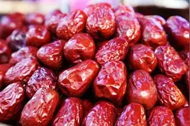 买红枣时，分辨红枣有技巧，教你一招，轻松买到优质好红枣图片