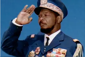 “食人总统”博卡萨：妻妾成群，挥霍无度，屠杀民众喂自己的宠物图片