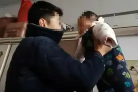 孩子刚出生，这4种人最好不要抱，老一辈的经验之谈，不是迷信！图片