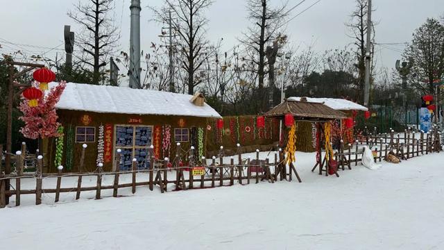 多彩欢乐谷“2026·冰雪千灯会”1月1日正式启幕