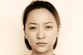 2000年她囚禁千名女孩、窝点设在警局对面，重庆黑道教母多狂？图片