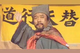 《水浒传》解读：晁盖被宋江架空时，就注定了梁山的覆灭图片