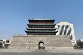 锦绣太原城，五一广场首义门图片