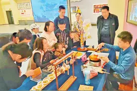 国庆假期博物馆成热门“打卡地” 乌鲁木齐市博物馆及各下辖场馆接待游客超64000人次图片