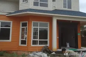 农村现在流行的轻钢别墅，别被它的外表所迷惑，看完再决定也不迟图片