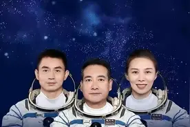 诗词 || 6首描写太空的诗词，致敬航天英雄，欢迎回家图片