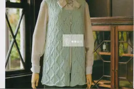 非常好看且实用的一款，棒针编织中长款菱形图案马甲图片