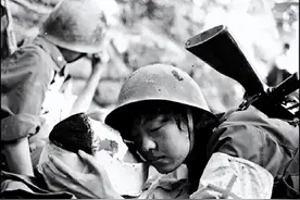对越自卫反击战，前线战士都爱抽什么烟？女兵抽烟是为了“帮忙”图片