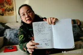 表哥在我家吃住三年，最终却被他“落井下石”，母亲的心被伤透了图片