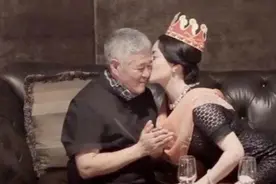 张玉娇曝赵本山出轨关婷娜，年轻时就婚内出轨，和农村妻子离婚图片