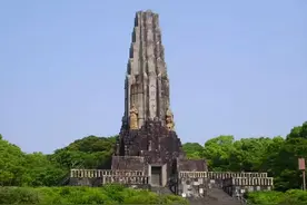 日本有座"妖塔"，压着中国238块石头，多次索要被拒，至今不拆除图片