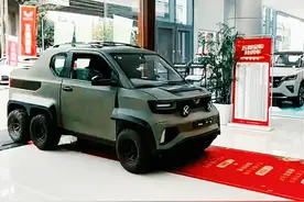 五菱宏光6轮小皮卡实车进店，太拉风了，照这样量产又要成爆款图片