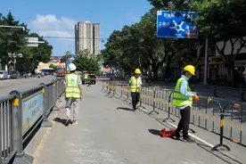 霞山建设路“白改黑”动工，注意绕行！图片