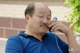 54岁“谢广坤”人设崩塌，被前妻爆料婚内出轨，嫌弃老婆生女儿图片