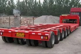 合法的百吨王上路，三线六轴、五线十轴半挂车图片