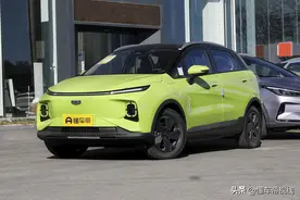 新车 | 几何E新增乖帅虎/闪电虎车款上市，售8.98万起，采用5座设计图片
