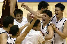 兵败印第安纳，折戟釜山，2002年中国男篮也曾令人失望透顶图片