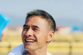 “放羊诗人”讨厌“放羊”标签，与妻子因诗结缘将于明天举行婚礼图片