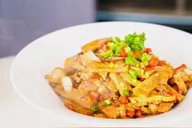 豆香味十足的湖南特色小炒香干，香辣入味又下饭，怎么吃都不腻图片