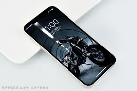 车类壁纸｜骑上我心爱的小摩托，它永远不会堵车图片
