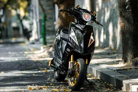 才知道，骑电动车也需要技术，学会这几招，以后骑车更稳、更安全图片