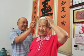 如何看待城里退休的老年人到乡下找老伴搭伙养老过日子的现象？图片