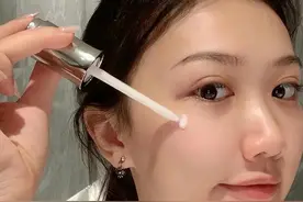 水、霜、乳、精华的“使用步骤”，大都做错了，给你正确的方式图片