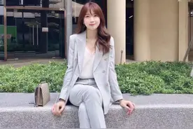 我，在深圳一家工厂上班，月薪18000元，周末双休，从来不用加班图片