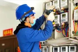 电表好好的，为啥要频繁更换？电费为何也跟着涨？图片