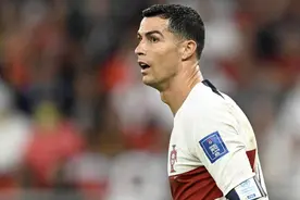 昏庸桑托斯愧对C罗！66岁老头害球王落寞回家，5大败笔无所遁形图片