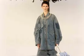 江南布衣的时间相对论图片