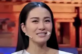 叶璇直播间发疯，骂网友、举止怪异：这位TVB昔日花旦怎么了？图片