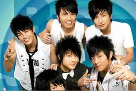 敖犬悄从大陆返台！棒棒堂元宵“6人全员合体”网泪崩：我的青春图片