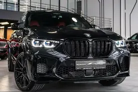 可以和大G扳下手腕的宝马X5M,懂的都懂。图片