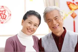 人老了该不该搭伙？聪明的老人告诉你应该这样做图片