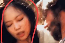 Jennie新剧擦边无底线，动作暧昧眼神迷离，与2男子摩擦有伤风化图片