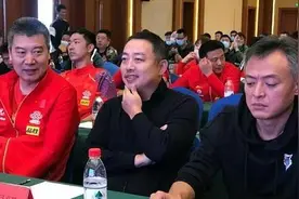 两次参加世界大赛获得八枚金牌，这也是乒坛历史上第一人了？图片