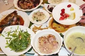 这3种隔夜菜，千万不要吃了，放冰箱也要扔掉，赶紧告知父母！图片