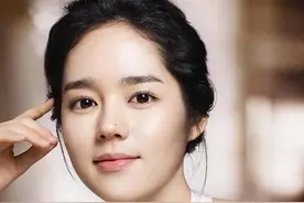 手上长了20多年的痣，竟是皮肤癌？有4个特点的“痣”，可能是癌图片