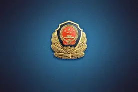 中国警察网记者视频连线勇斗凶徒的成都辅警符杰：“怕吗？”“不怕，我觉得我圆满了”图片