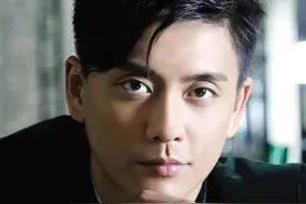 黄宗泽：同居8年都不娶胡杏儿，失去后才后悔，他的深情太迟了图片