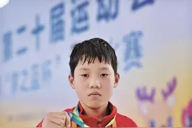 泰州11岁的孩子游出二级运动员的成绩图片