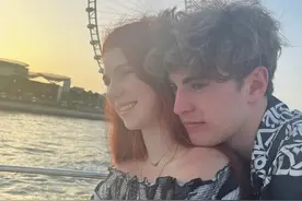 莎莎正式官宣恋情，一脸娇羞惹人疼，网友：1米68配不上图片