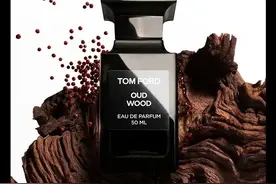 推荐几款男女都爱的中性木质香调香水，难以抗拒的高级香图片