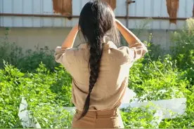 她用1年时间，改造荒废10年小院，把破旧小院变成生机勃勃的花园图片