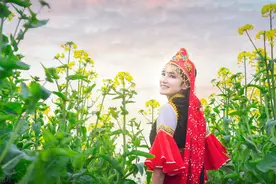 我三本毕业后到新疆当了老师，娶了维族同事当老婆，感觉像做梦图片