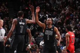 时隔703天！沃伦正式复出！篮网首秀仅得10分4篮板图片