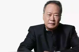 广东富豪黄楚龙，曾是包工头，现身家超300亿，捐款15亿，为啥？图片