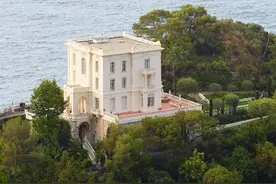 Chanel老佛爷生前豪宅首次曝光！一张手绘拍到145w：不愧是传奇图片